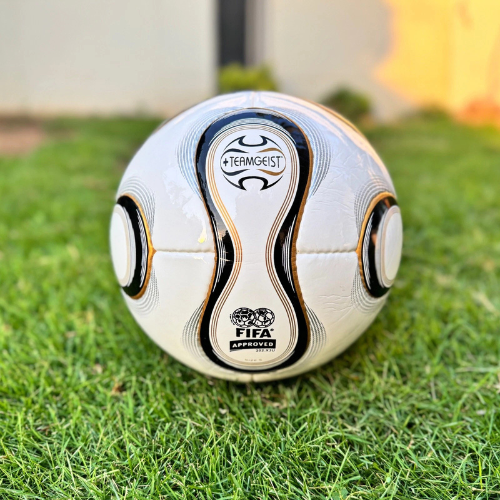 Teimgeist Football Fifa Worldcup 2006 Official Match Soccer Ball Size 5 New